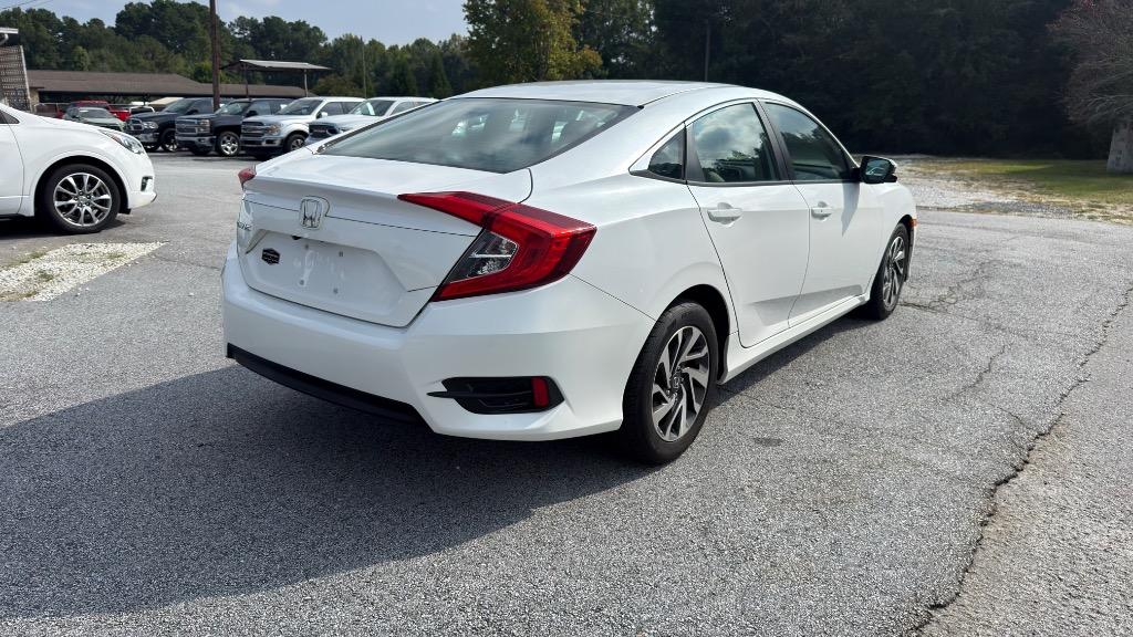 Honda Civic photo 5