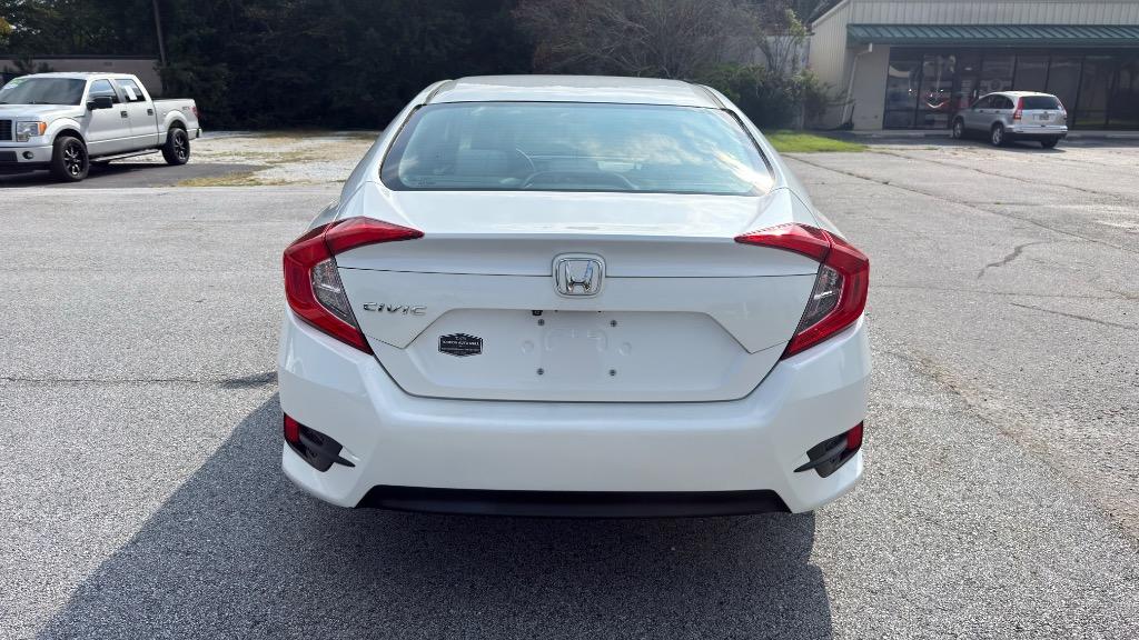 Honda Civic photo 4