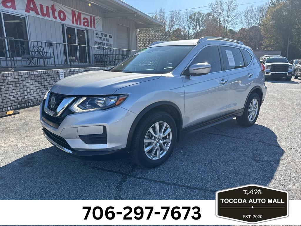 2020 Nissan Rogue SV's photo