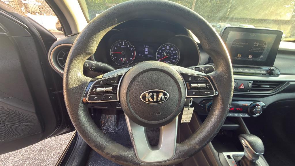 2019 Kia FORTE LXS - Photo 12