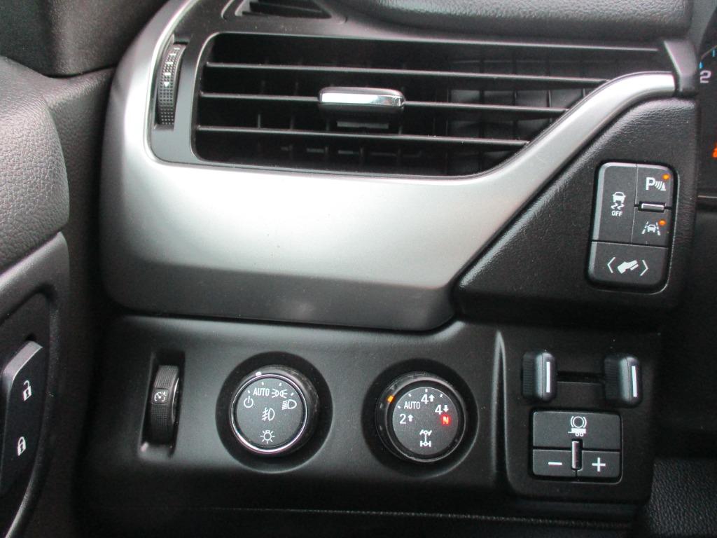 2016 Chevrolet Tahoe LTZ - Photo 24