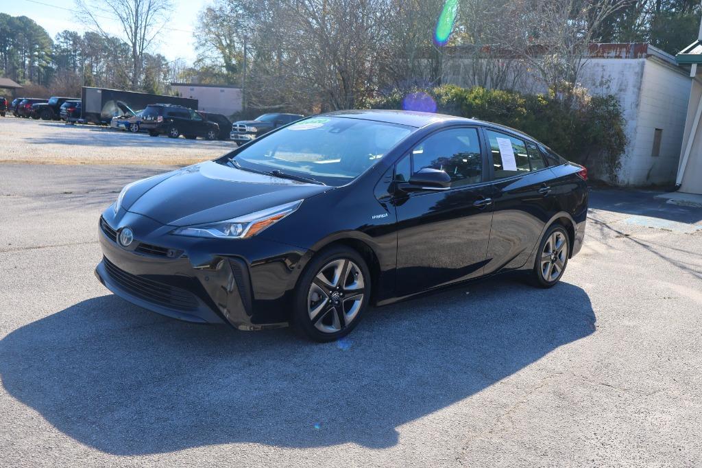 2020 Toyota Prius L Eco's photo