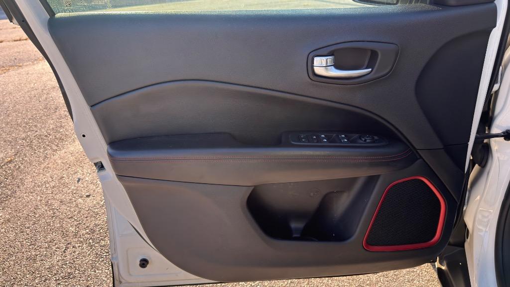 2018 Jeep Compass Trailhawk - Photo 8