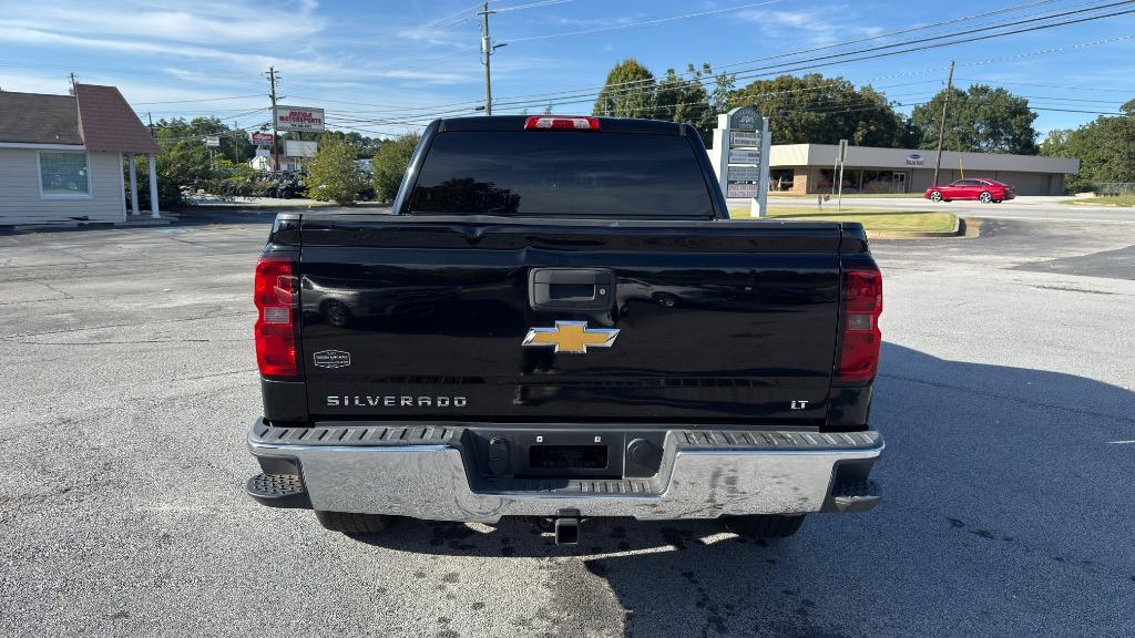 Chevrolet Silverado photo 4