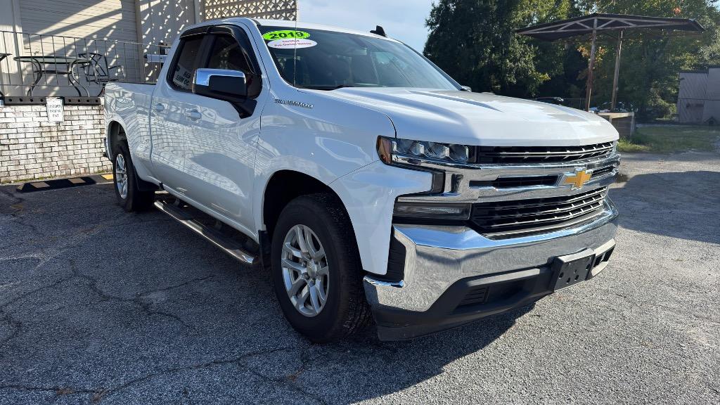 Chevrolet Silverado photo 7
