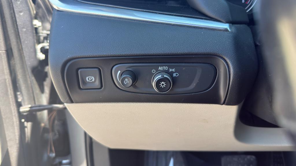 Buick Enclave photo 10