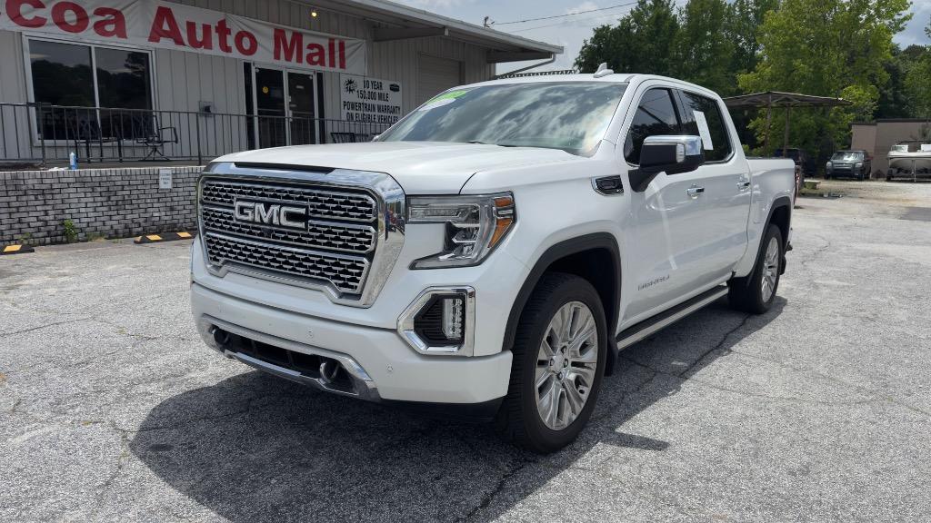 2020 GMC Sierra 4WD Crew Cab Short Box Denali's photo