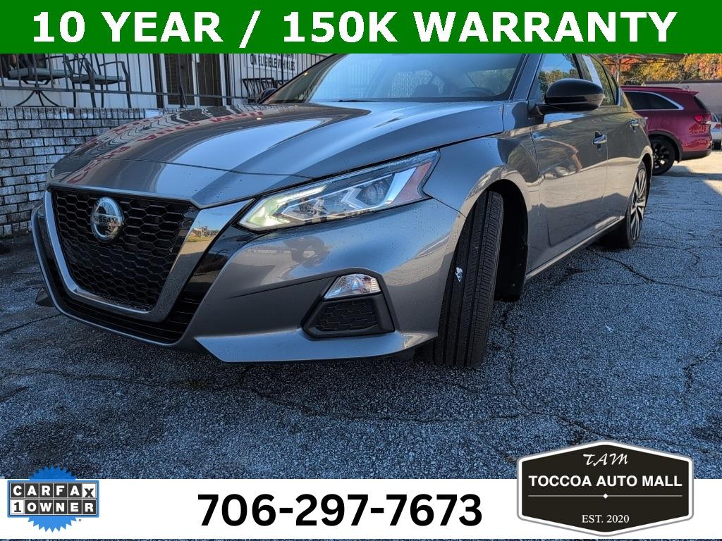 2020 Nissan Altima SR's photo