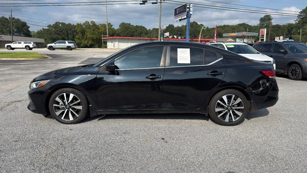 Nissan Sentra photo 2