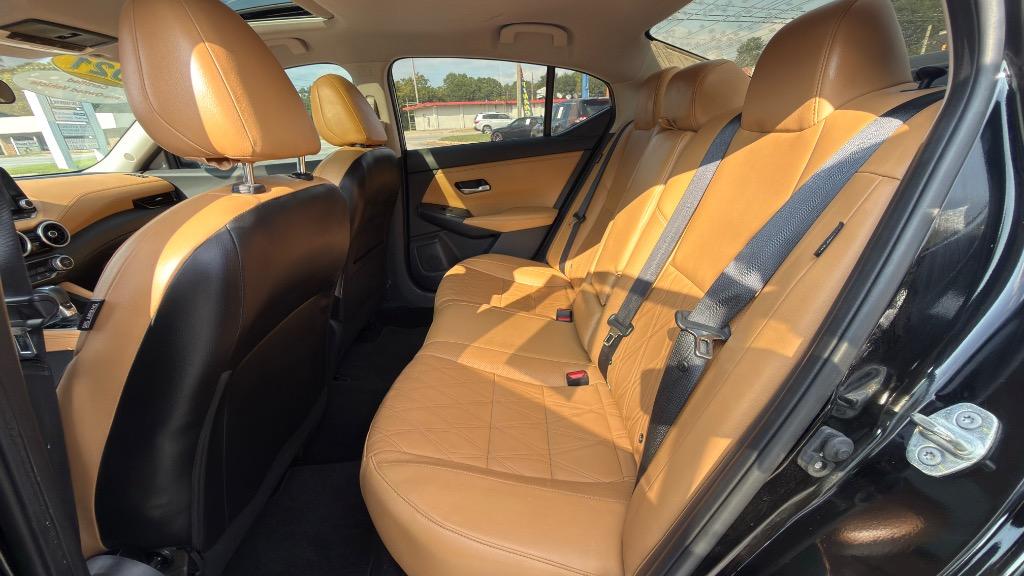 Nissan Sentra photo 21