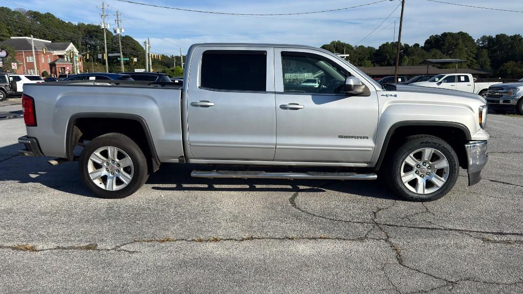 GMC Sierra photo 6