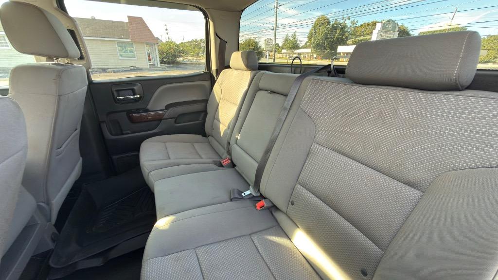 GMC Sierra photo 16