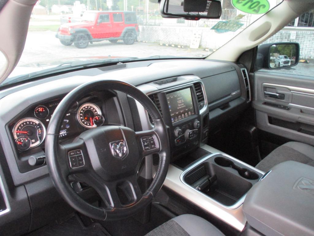 Ram 1500 photo 11