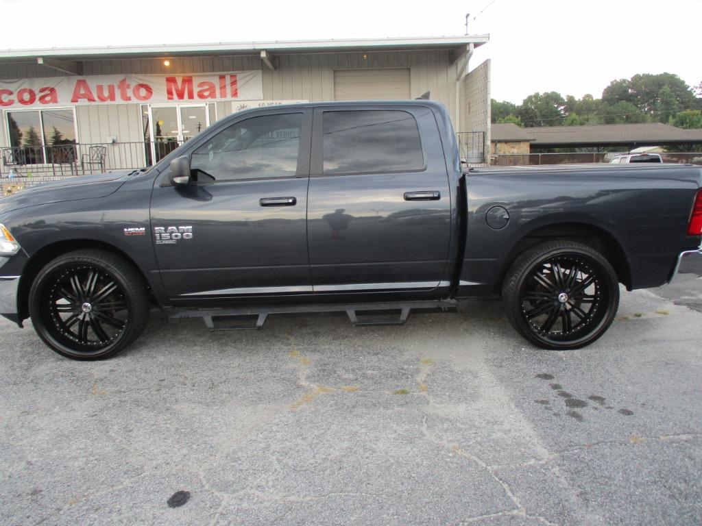 Ram 1500 photo 2