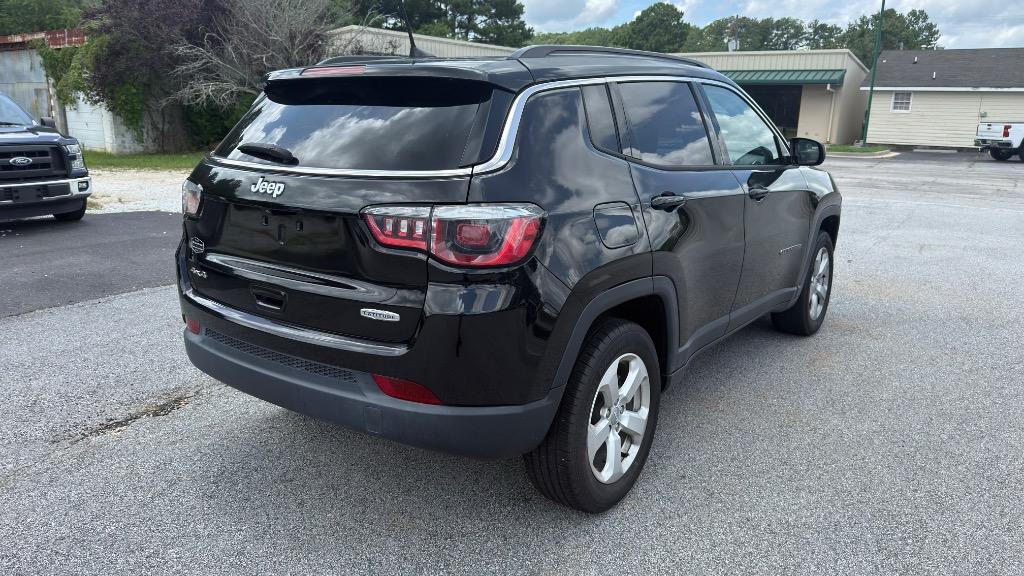 Jeep Compass photo 5