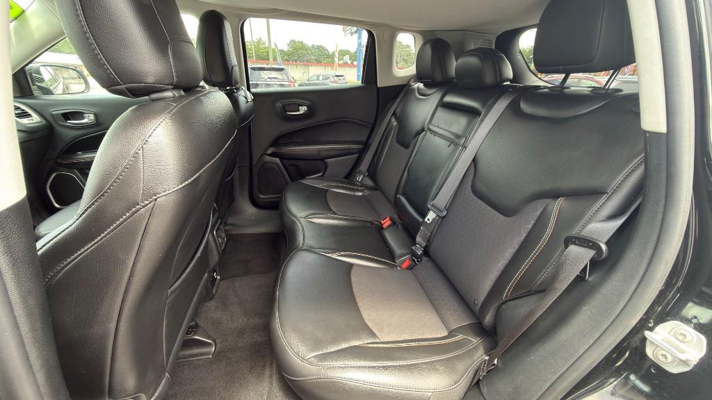 Jeep Compass photo 20