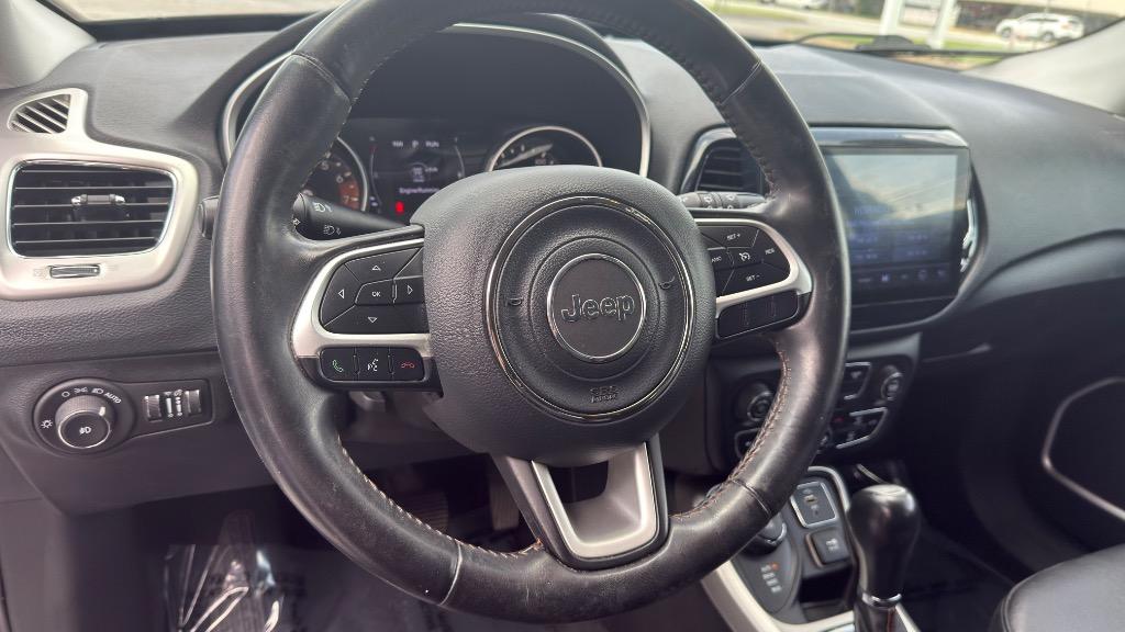 Jeep Compass photo 11