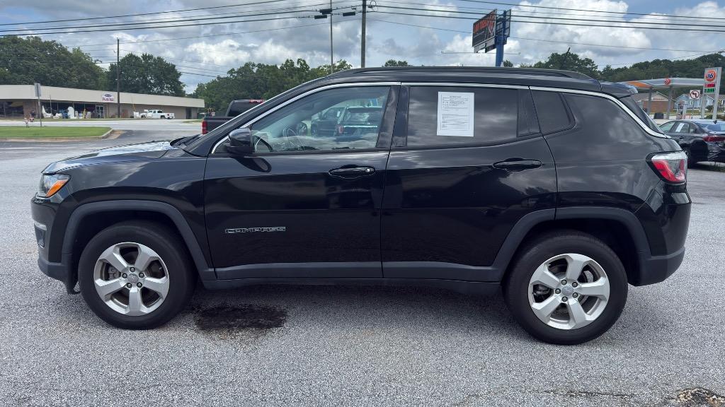 Jeep Compass photo 2