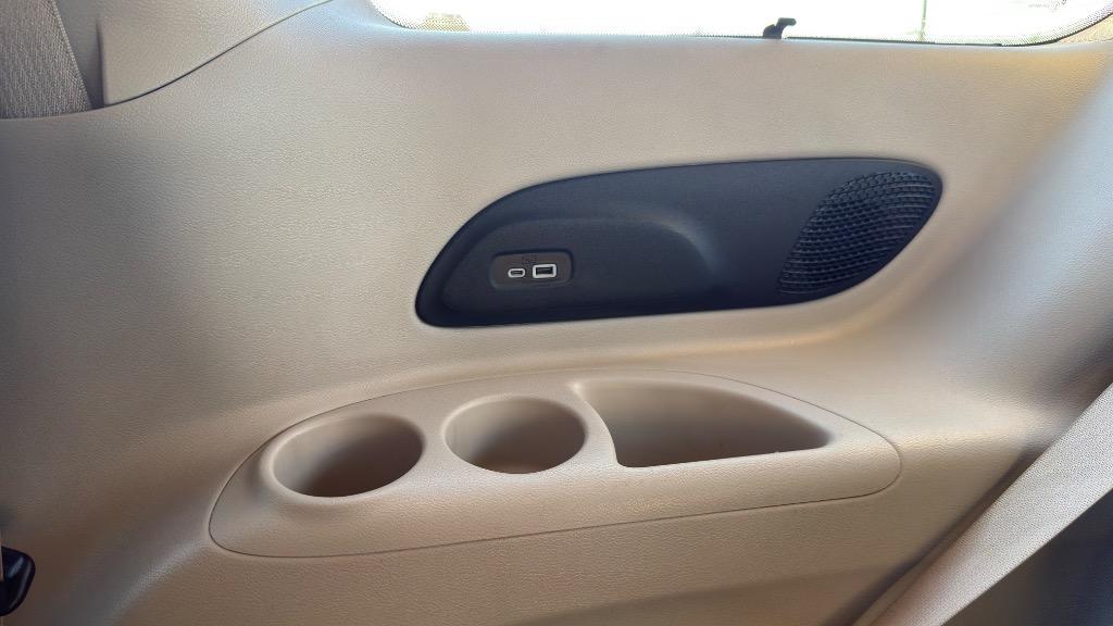 2021 Chrysler Pacifica Hybrid Touring L - Photo 27