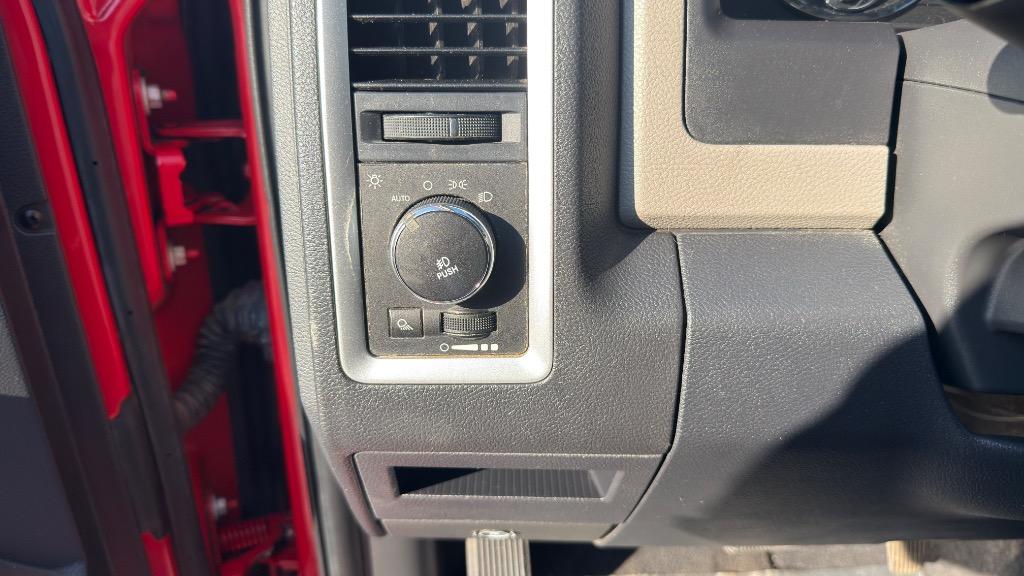 2011 RAM Ram 1500 Pickup SLT - Photo 10