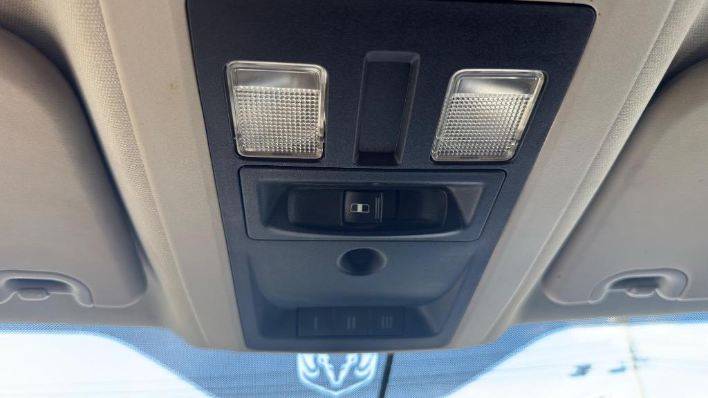 2011 RAM Ram 1500 Pickup SLT - Photo 14