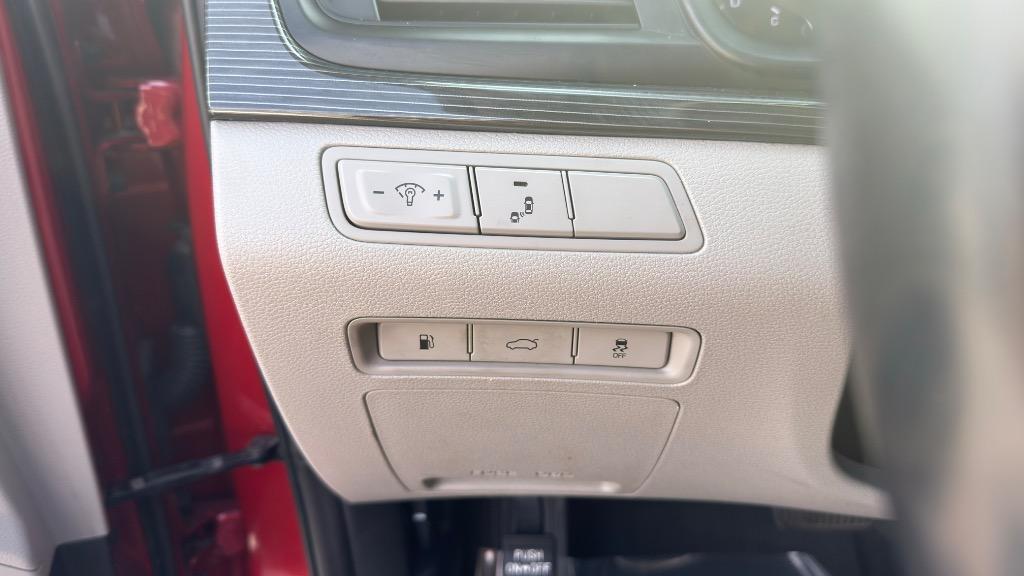 Hyundai Sonata photo 10