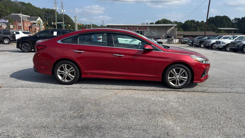 Hyundai Sonata photo 6