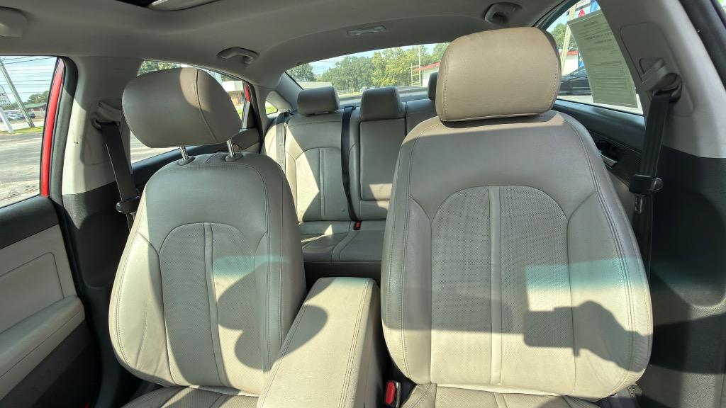 Hyundai Sonata photo 17