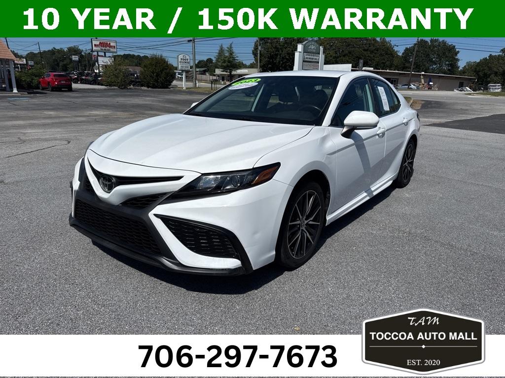 2023 Toyota Camry SE's photo