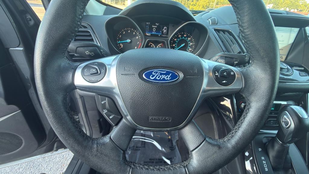 Ford Escape photo 11