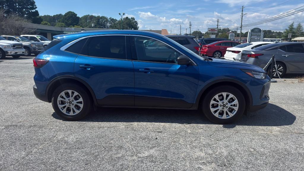 Ford Escape photo 6