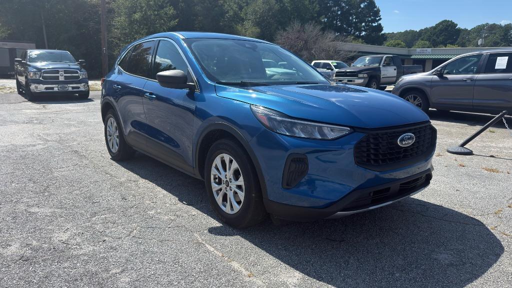 Ford Escape photo 7