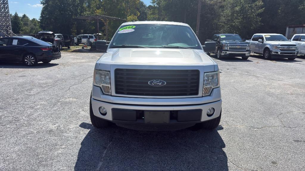 Ford F-150 photo 4