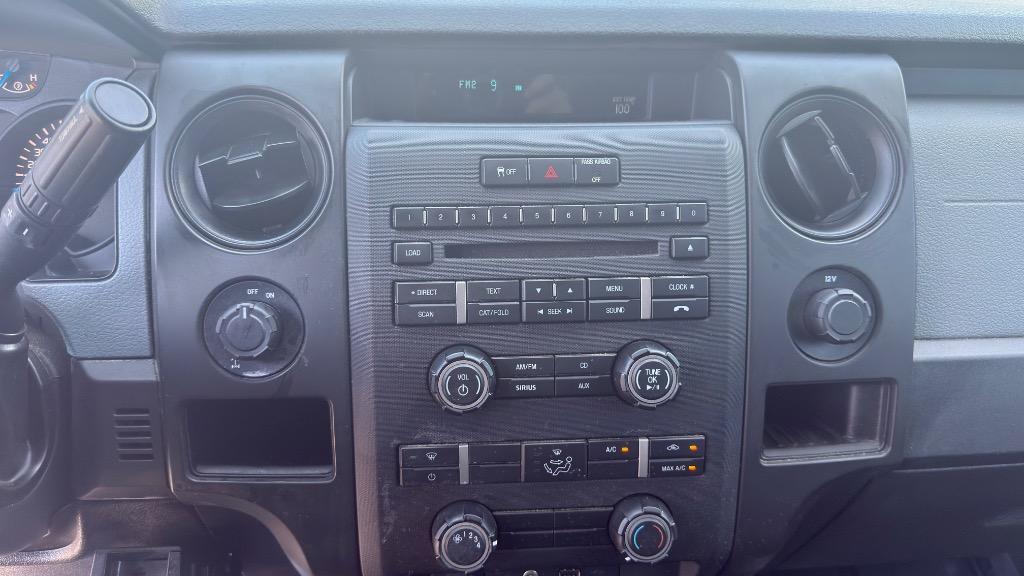 Ford F-150 photo 9