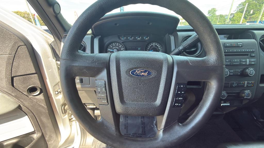 Ford F-150 photo 7