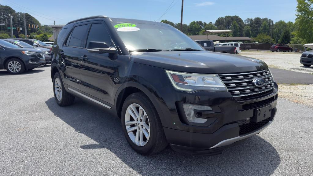 2017 Ford Explorer XLT - Photo 7