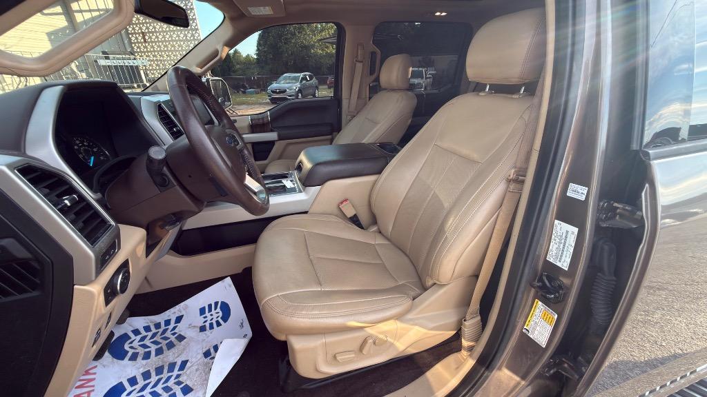 Ford F-150 photo 17