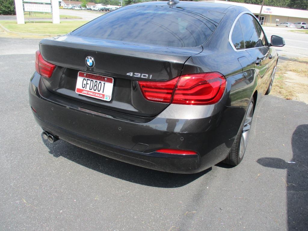 BMW 4 Series photo 5