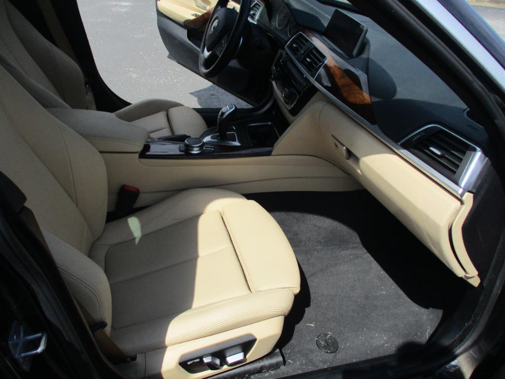 BMW 4 Series photo 16